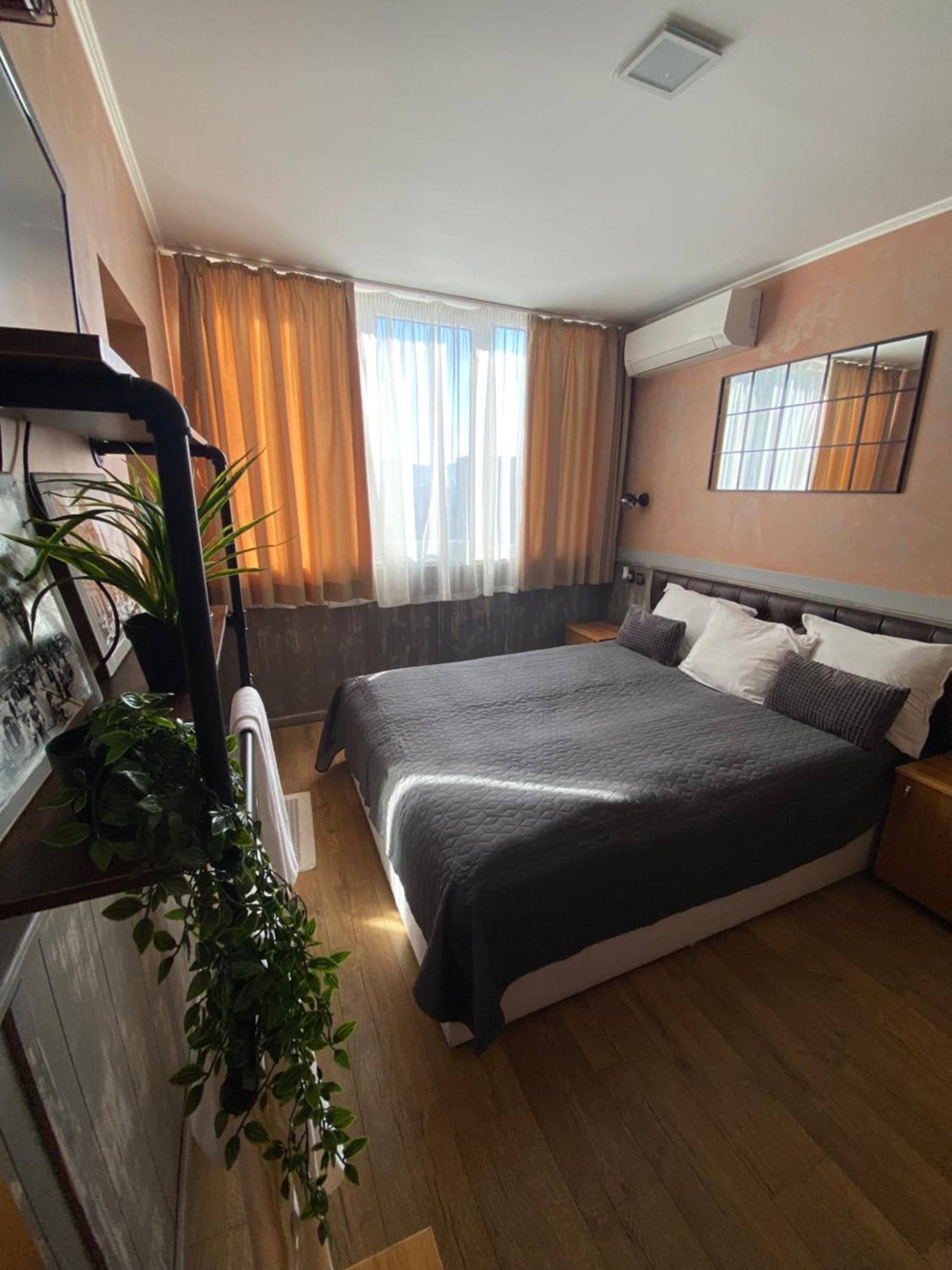 City Hotel Hotel 2*